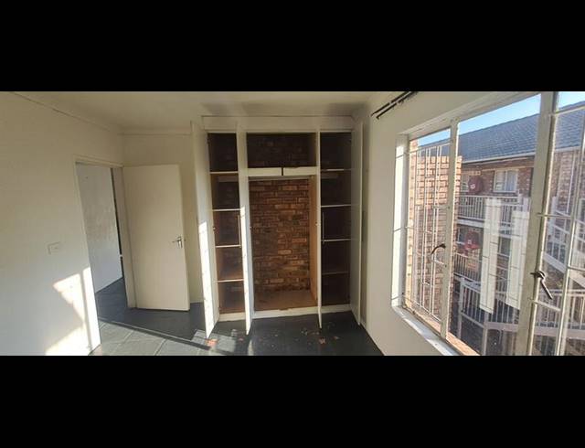 2 BEDROOM APARTMENT FOR SALE IN ELSPARK